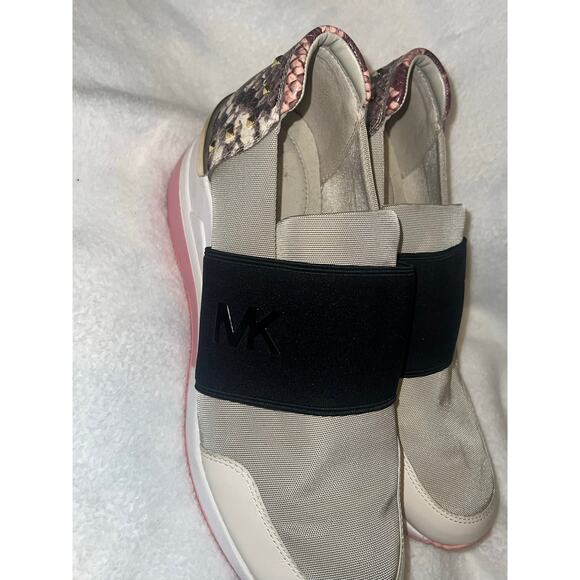 Michael Kors SLIP ON sneakers size 9 - Picture 2 of 7